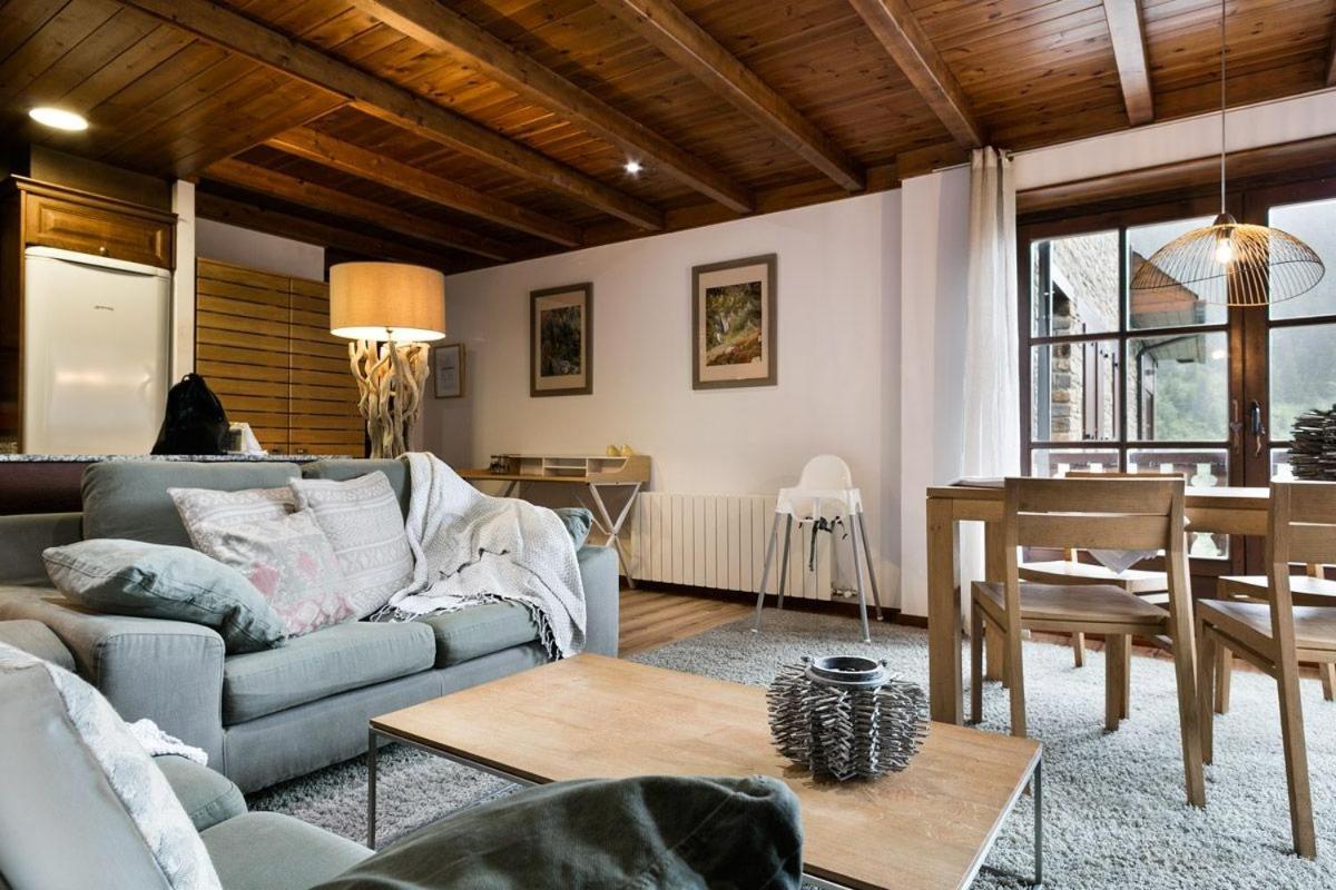 Luderna - Apartamento Val De Ruda A2 Comalada Baqueira Beret Exterior photo